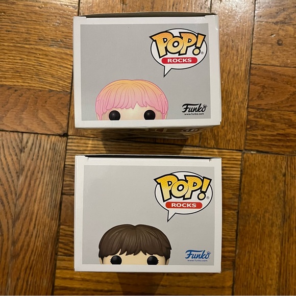 Funko Pop! Rocks BTS “V” Vinyl Figures - Picture 6 of 6